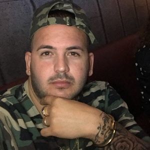 Meet your Posher, Yoan